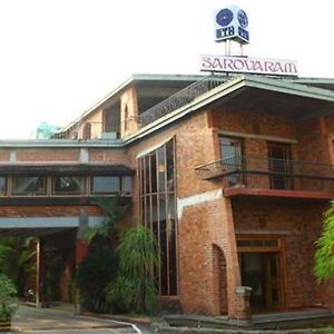 Bth沙洛瓦南酒店 Kochi Exterior photo